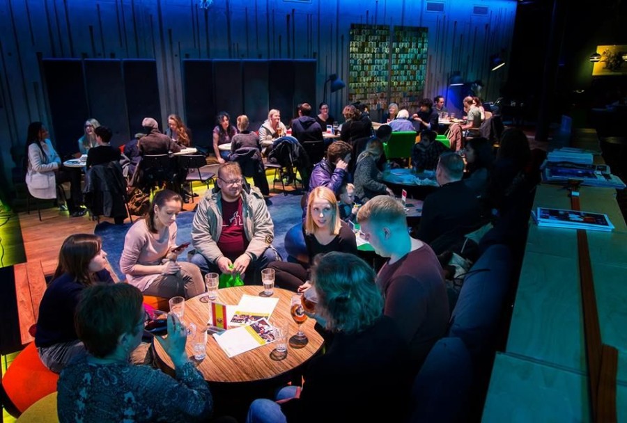 Café Lingua í Stúdentakjallaranum Café Lingua í Stúdentakjallaranum